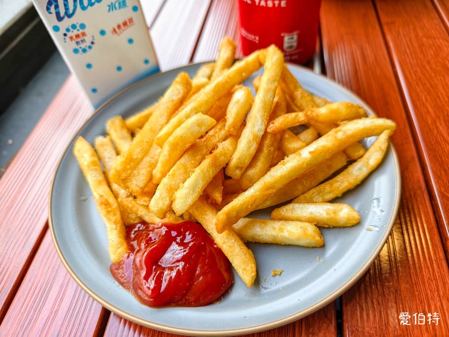 中原大學美食推薦｜咖喱就好啦，酥脆豬排必吃還可免費加飯加醬