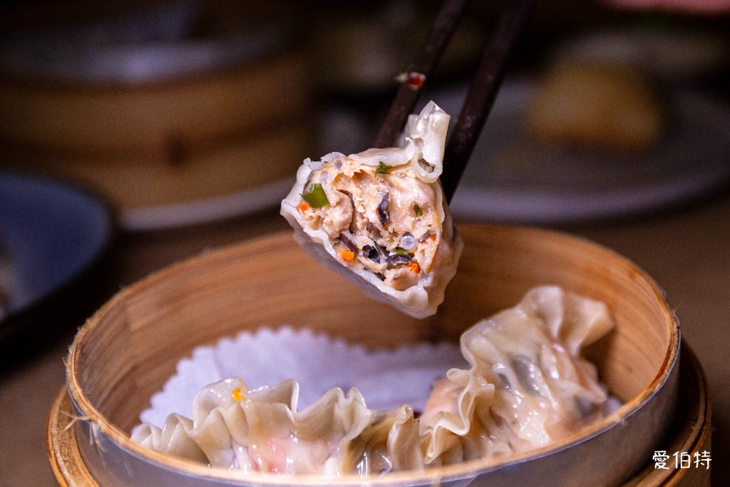 華泰名品城美食推薦華漾DIM SUM,青埔必吃港點菜單推薦 - 第40張圖 錦繡魚翅餃|華漾DIM SUM中壢青埔華泰名品城美食推薦