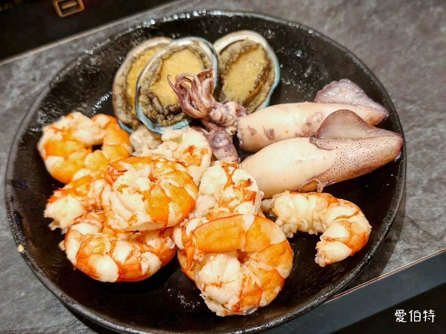 桃園吃到飽推薦｜極千葉火鍋文中店