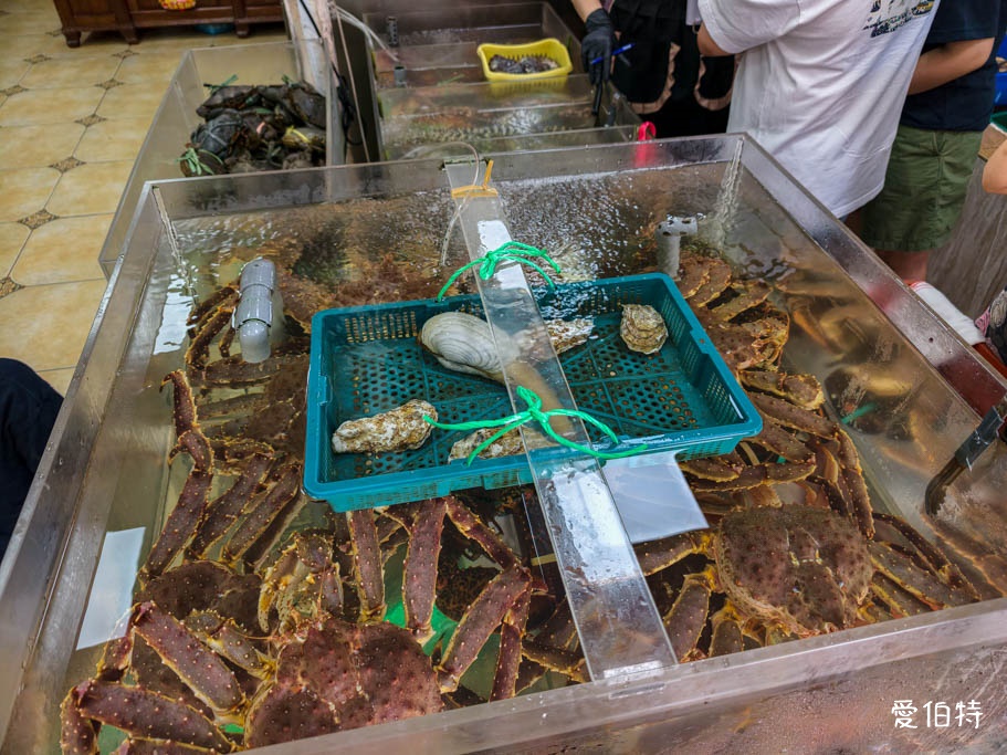 桃園竹圍漁港海鮮推薦|賜福船長的店,在地20年價格透明附停車場 - 第13張圖 桃園竹圍漁港美食推薦|賜福船長的店