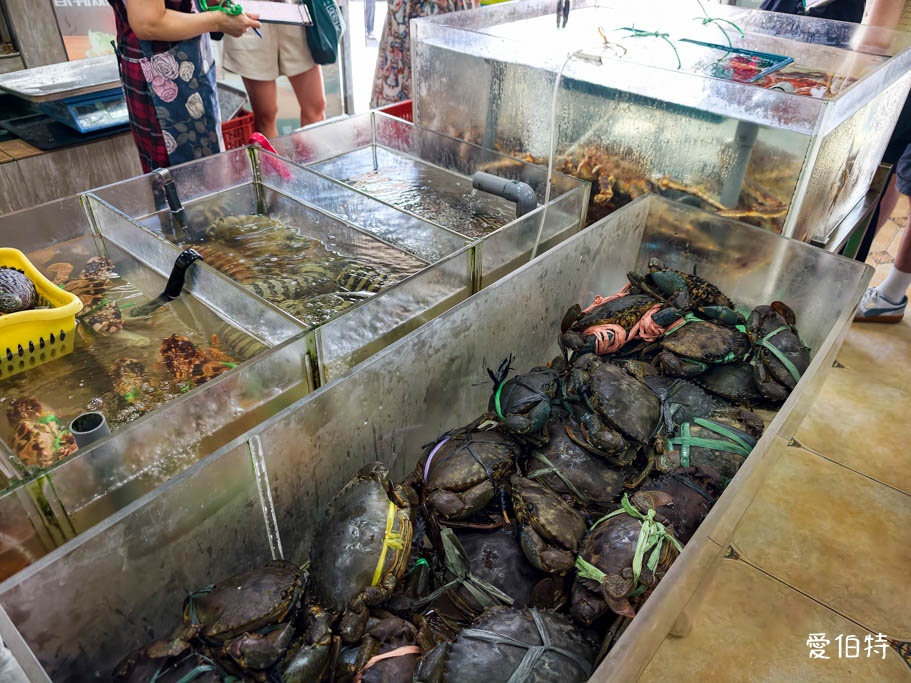 桃園竹圍漁港海鮮推薦|賜福船長的店,在地20年價格透明附停車場 - 第10張圖 桃園竹圍漁港美食推薦|賜福船長的店