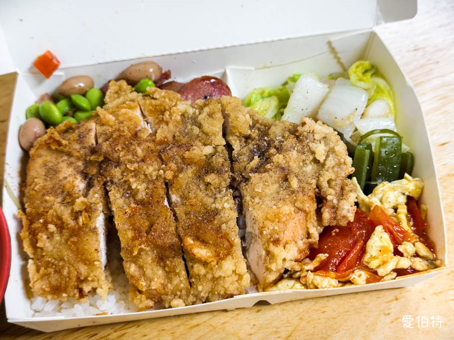 桃園龜山便當推薦｜巧口快餐店：雞排便當