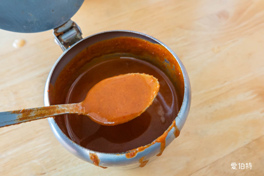 桃園龜山早餐推薦｜龜山蔡大腸蚵仔麵線＋筒仔米糕，在地人激推美食 @愛伯特