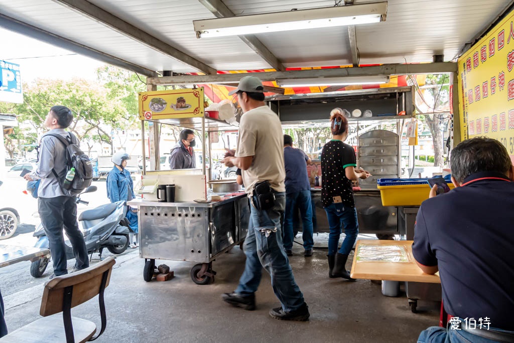 桃園龜山早餐推薦｜龜山蔡大腸蚵仔麵線＋筒仔米糕，在地人激推美食 @愛伯特