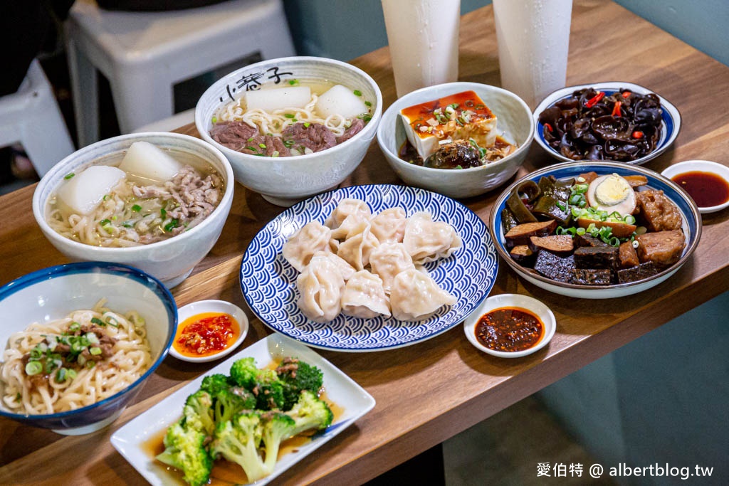小巷子清燉牛肉麵桃園武陵店|湯頭清爽拉麵Q彈有勁,滷味水餃 @愛伯特