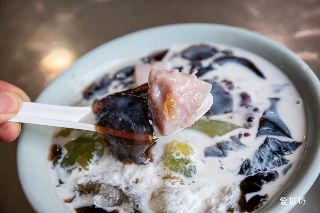 桃園吉品天然豆花｜豆花只要30元，仙草凍也好好吃 @愛伯特