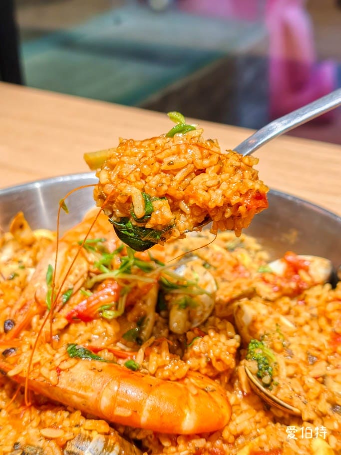 桃園八德貝蛤蛤海鮮餐酒館-廣福店｜西班牙海鮮燉飯