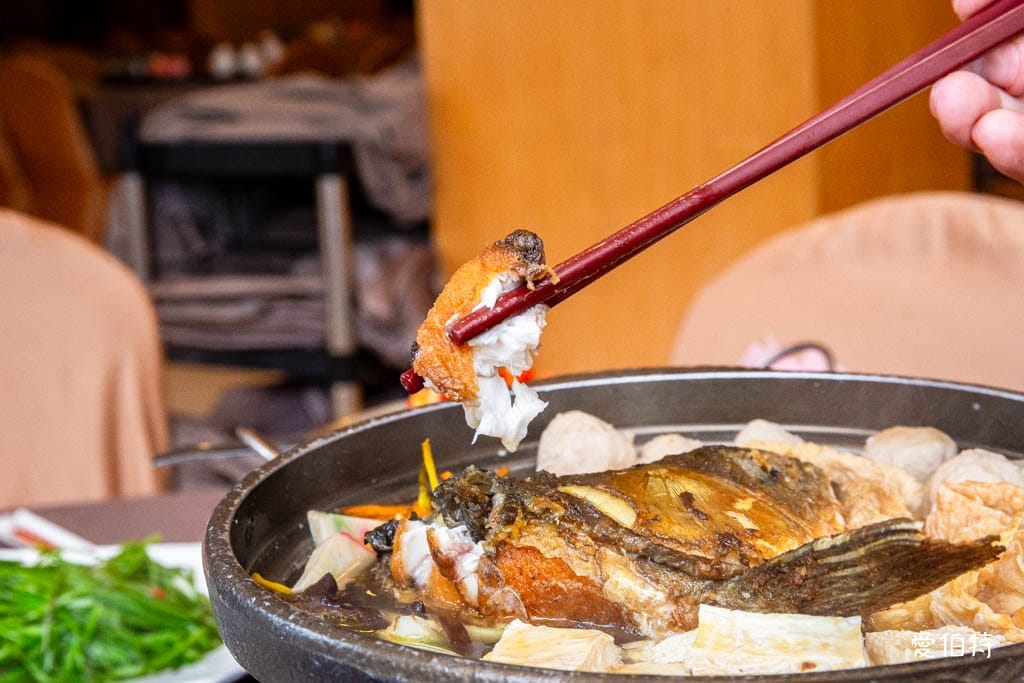 小橋流水餐廳石門活魚：砂鍋魚頭｜龍潭聚餐餐廳推薦