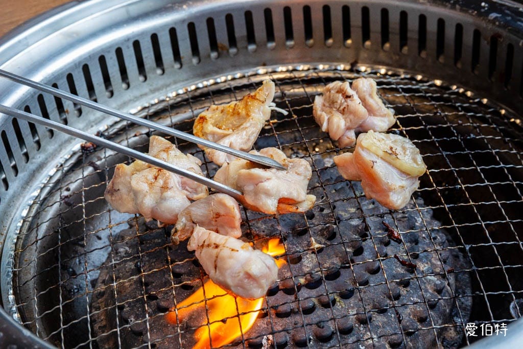 新竹燒烤吃到飽｜揪好客燒肉：原味雞腿肉