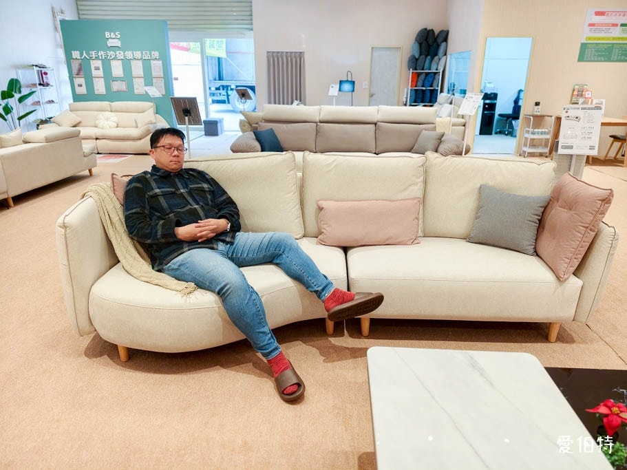 高CP值客製沙發床墊?新北泰山布可思椅,職人手工15年保固! - 第15張圖 高CP值客製沙發床墊?新北泰山布可思椅,職人手工15年保固!