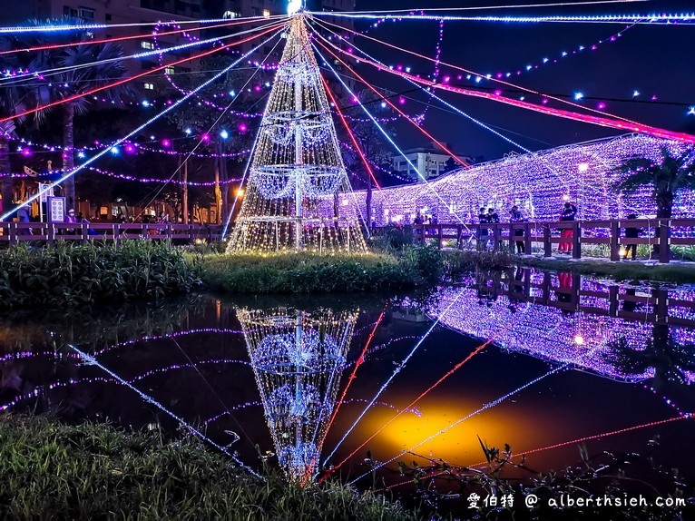 桃園朝陽公園．水中耶誕樹（超浪漫的夜遊朝陽水漾聖誕） @愛伯特