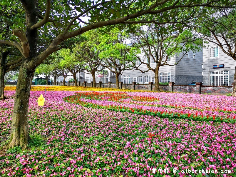 大溪埔頂公園．桃園親子景點（萬坪綠地，橫跨北二高，還有超夯的滾輪溜滑梯） @愛伯特