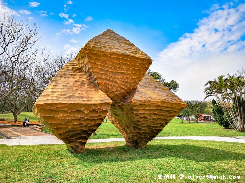 大溪埔頂公園．桃園親子景點（萬坪綠地，橫跨北二高，還有超夯的滾輪溜滑梯） @愛伯特