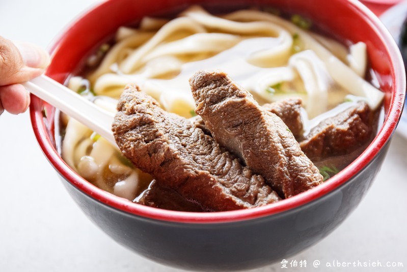 來來牛家莊．桃園美食（觀音工業區裡的美味清燉牛肉麵） @愛伯特