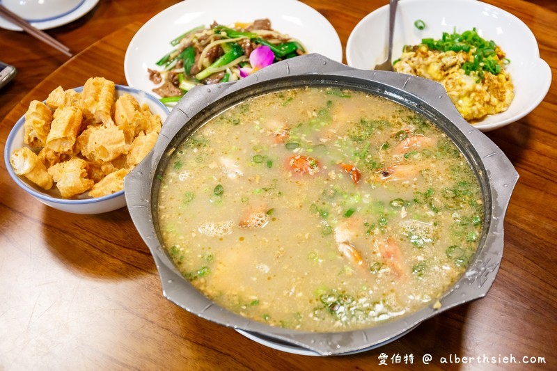 愛上這味懷舊餐廳．花蓮美食（熱炒火鍋手路菜通通有，適合宵夜聚餐） @愛伯特