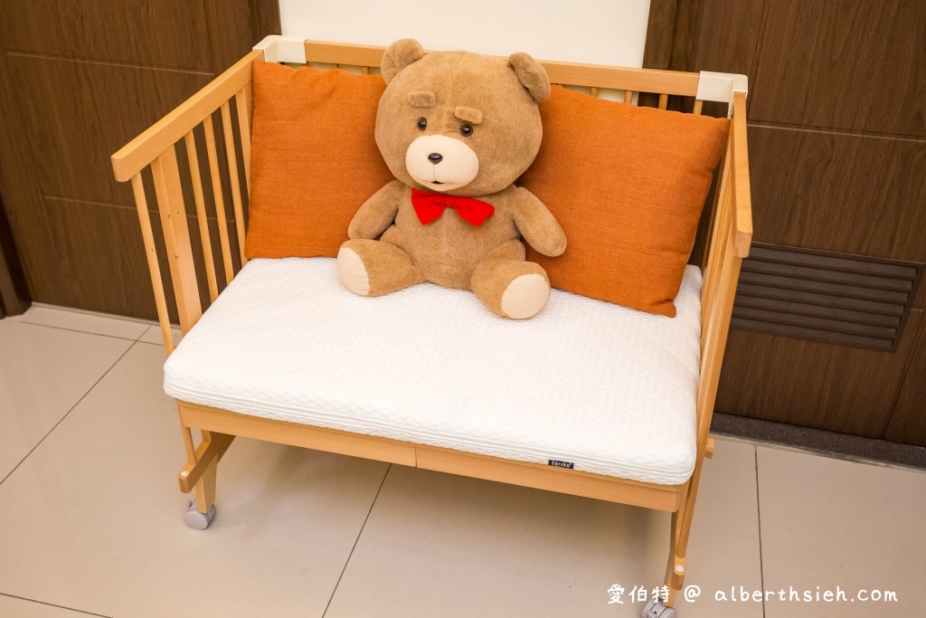 育兒必備．日本farska5合1旗艦版嬰兒床（多功能高質感，暖爸神隊友必備） @愛伯特
