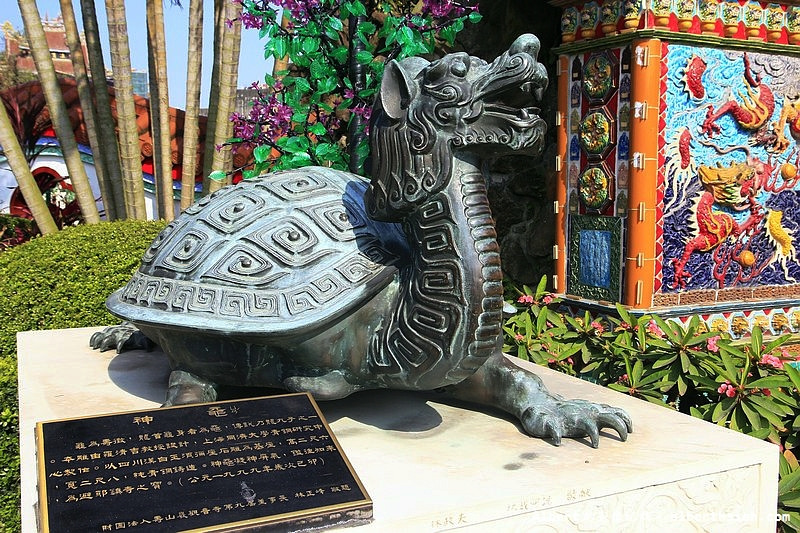 壽山巖觀音寺．桃園龜山寺廟（乾隆皇帝撥銀興建賜名的寺廟） @愛伯特