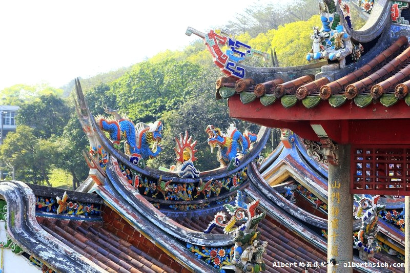 壽山巖觀音寺．桃園龜山寺廟（乾隆皇帝撥銀興建賜名的寺廟） @愛伯特