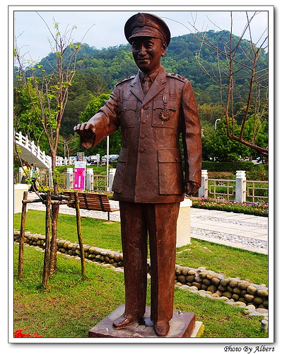 【桃園旅遊景點】桃園大溪．兩蔣文化園區（桃園草花節 &#8211; 銅像篇） @愛伯特