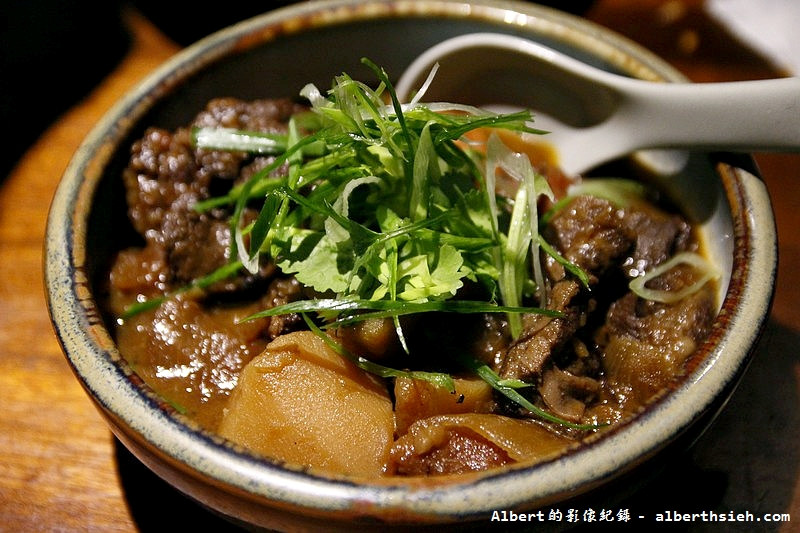 【居酒屋美食】花蓮市．老時光燒肉酒肴（舉杯喝酒聊天吃肉的好地方） @愛伯特