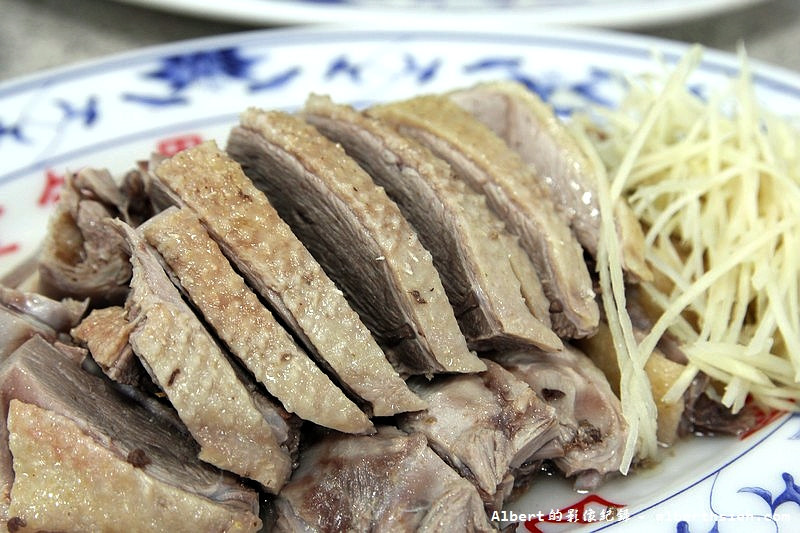 【金包里老街美食】新北市金山．金山鴨肉ㄜˋ（金山必吃的人氣廟口美食） @愛伯特