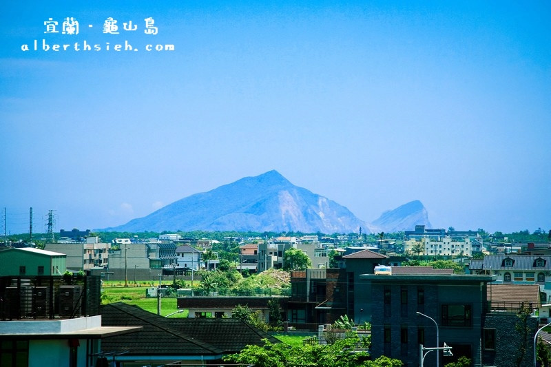 【龜山島景觀】宜蘭頭城．外澳服務區（坐擁無敵海景的金車伯朗咖啡館） @愛伯特