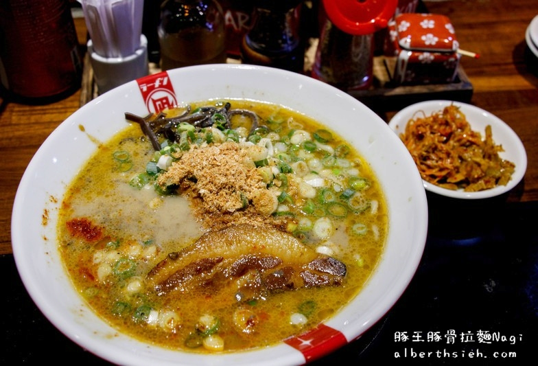 【劍南路站美食】台北中山．豚骨拉麵ラーメン凪Nagi（超濃郁的海鮮櫻花蝦湯底） @愛伯特