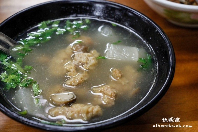 【桃車美食小吃】桃園市．桃源號（魯肉飯，排骨酥湯美味好吃） @愛伯特