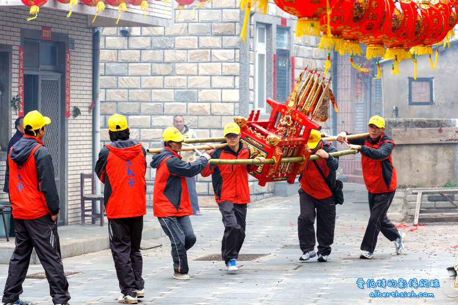 馬祖北竿．擺暝文化祭（神明也要過年，燒馬糧扛乩神轎遶境超熱鬧） @愛伯特