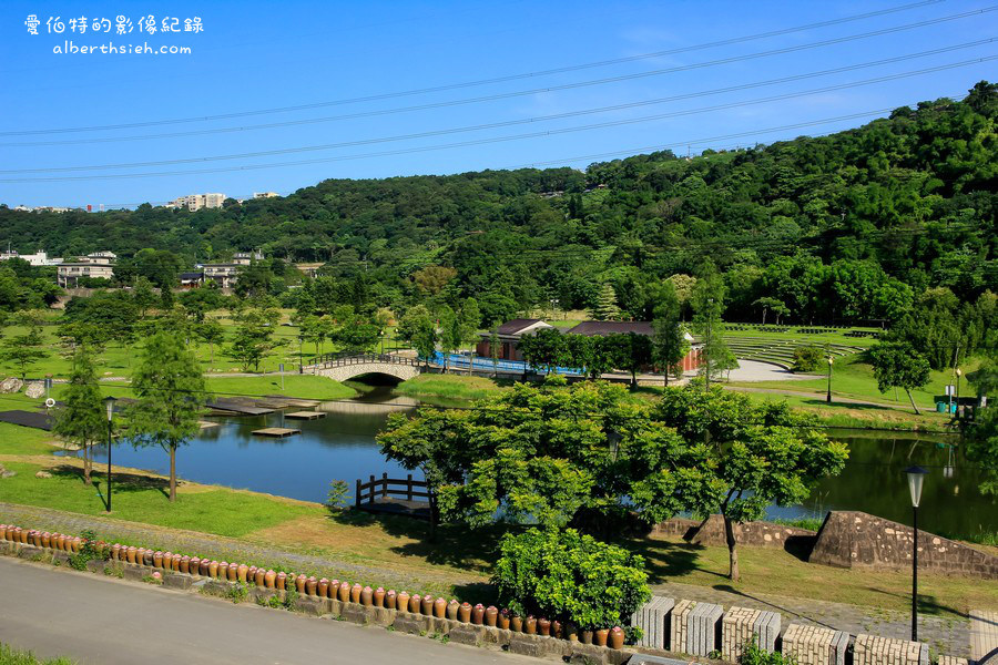 大溪河濱公園．桃園親子景點（兒童遊戲場/大草皮野餐/落羽松/自行車道） @愛伯特