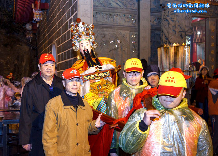 馬祖北竿．擺暝文化祭（神明也要過年，燒馬糧扛乩神轎遶境超熱鬧） @愛伯特