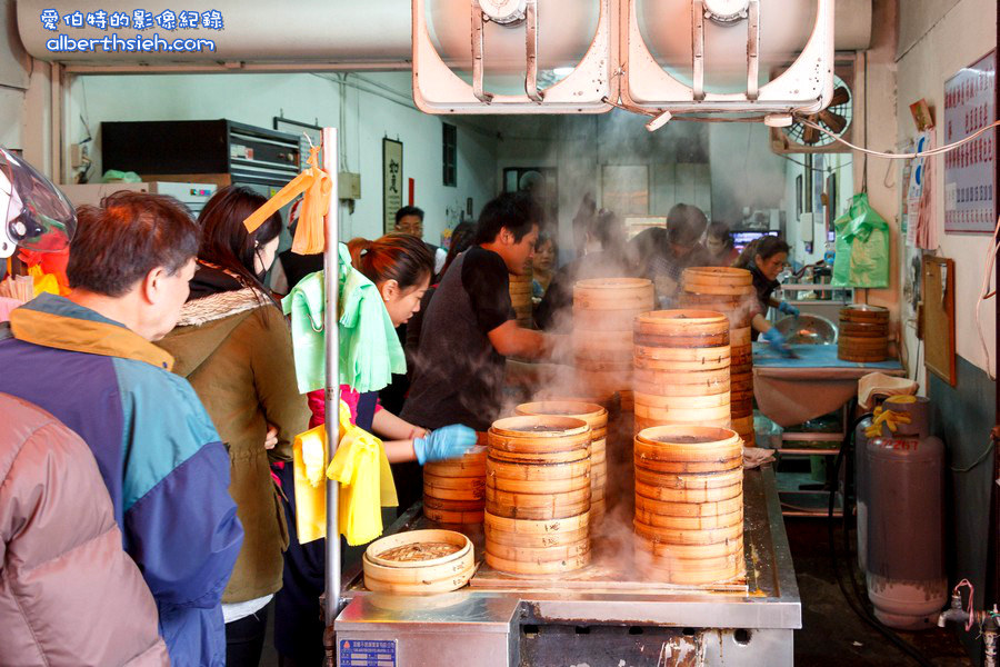 六福包子．桃園美食（後火車站大排長龍的醜包子早餐） @愛伯特