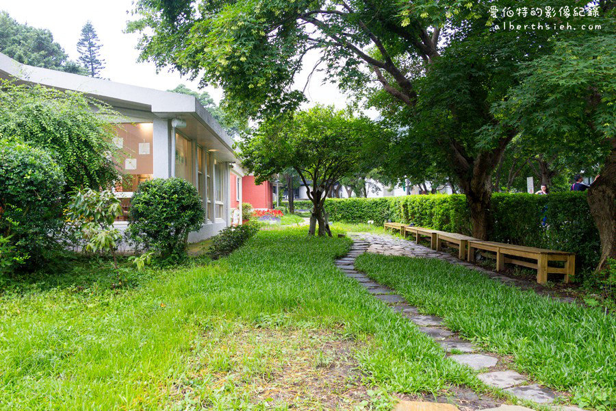 台北士林．亞尼克夢想村2號店（復古工業風格的幸福蛋糕工坊） @愛伯特