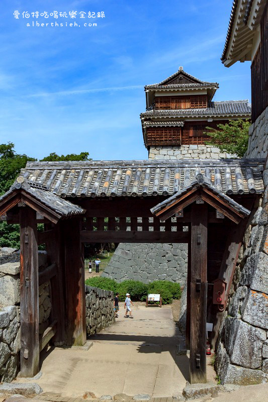 伊予松山城．四國愛媛景點（最高海拔的城堡，需要搭乘空中纜車登山） @愛伯特