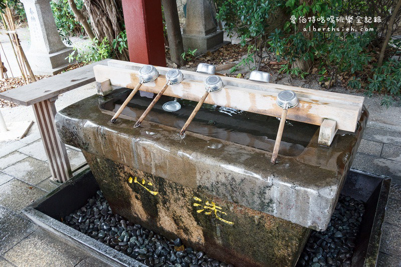 波上宮、波之上海濱．沖繩景點自駕自由行（那霸唯一的海水浴場以及第一神社） @愛伯特