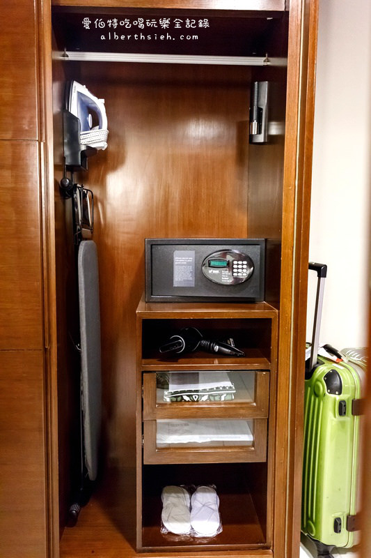 馬來西亞沙巴住宿．山打根：福朋喜來登酒店（市區最高建築擁有無邊際泳池） @愛伯特