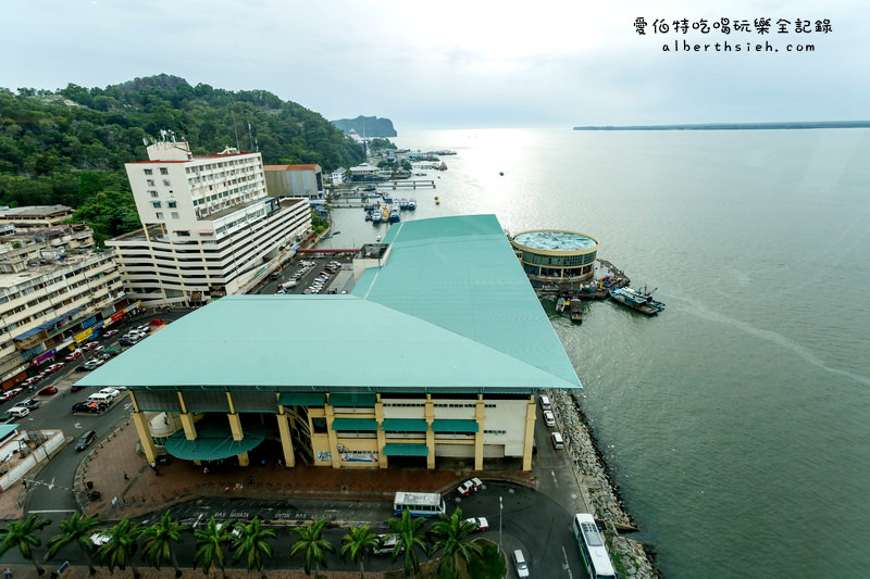 馬來西亞沙巴住宿．山打根：福朋喜來登酒店（市區最高建築擁有無邊際泳池） @愛伯特