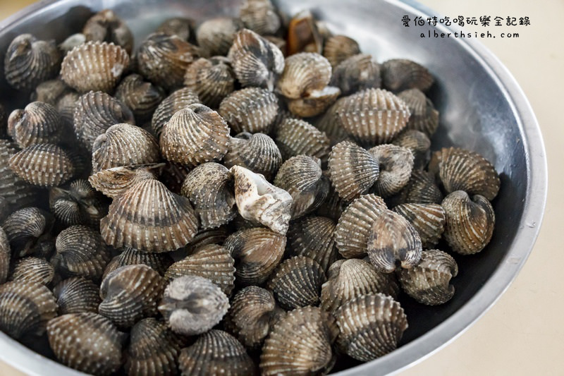 馬來西亞沙巴美食．山打根：中央巴剎（當地日常食材購買市場） @愛伯特