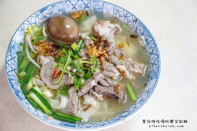 金榜麵館．苗栗三義美食（料多實在的超人氣排隊客家餐點） @愛伯特