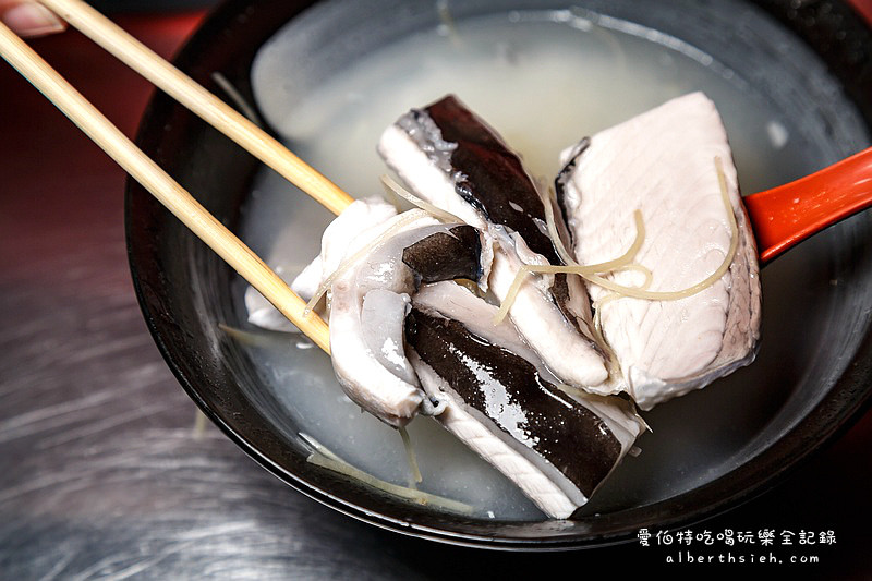 鴻海產粥．桃園龜山美食（在地人推薦的隱藏限量海鮮粥） @愛伯特