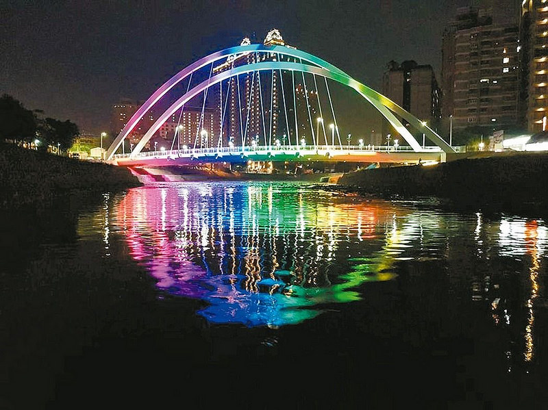 2018桃園燈會Snoopy in Taoyuan（史努比擔任主題造型花燈位於南崁溪沿線） @愛伯特