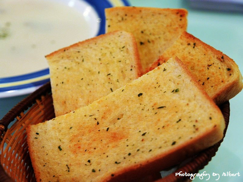 【已歇業】桃園．義麵房（特別的米型麵） @愛伯特