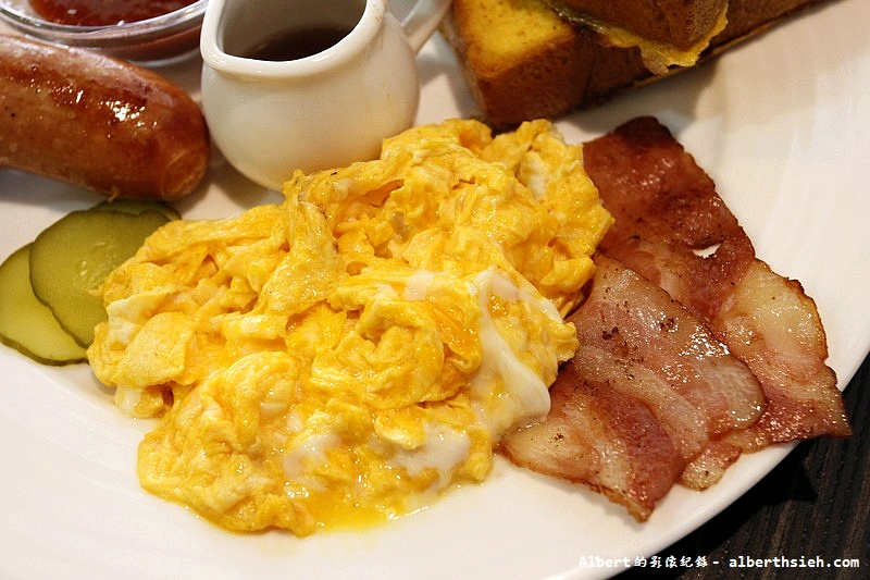 【早午餐】台北中山．鯊魚咬吐司(撫順店)（可以讓你大口吃的早午餐） @愛伯特