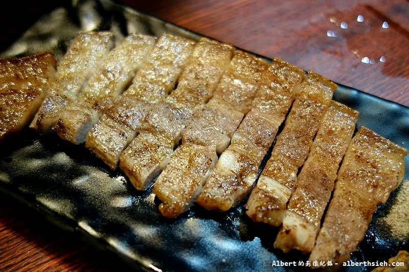 【燒肉吃到飽】新北市泰山．鑽木取火日式燒肉（超大厚實牛排鮮嫩多汁） @愛伯特