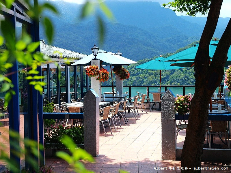 大溪湖畔．桃園大溪景觀咖啡廳（270度的環湖雙峰湖畔美景） @愛伯特