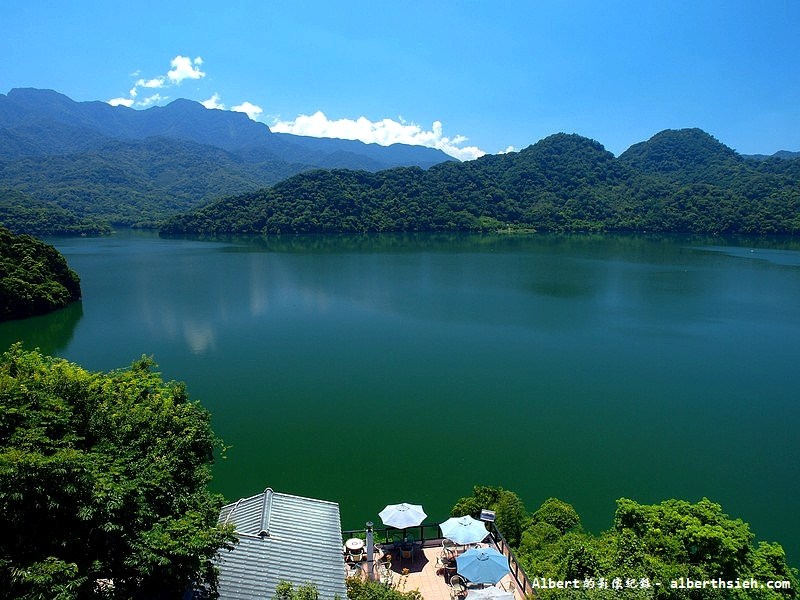 婚紗拍攝場地．婚禮記錄（富田花園、大溪湖畔、淡水夜景、秘氏咖啡） @愛伯特