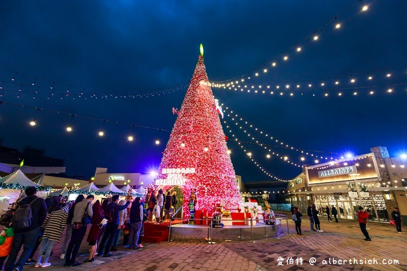 華泰名品城聖誕村（18米高可穿越的奇幻聖誕樹，整點還會有浪漫繽紛雪景） @愛伯特
