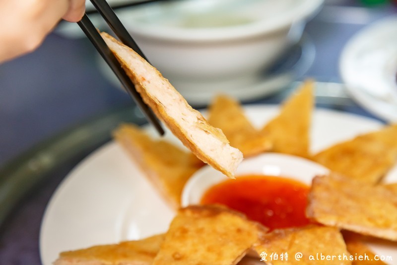 光復雲仙小館雲南料理．桃園平鎮美食（龍岡忠貞市場美食，過橋米線，紫米粑粑，雲南大薄片很推） @愛伯特