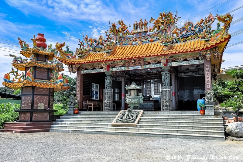 新北桃園西濱一日遊．海福宮金雞母、竹圍漁港、林口水牛坑、下福里市民中心、坑口彩繪村） @愛伯特