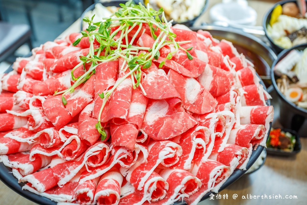 桃園火鍋美食．麻六味鍋物（100盎司地獄麻辣大胃王，肉肉控必看必吃） @愛伯特